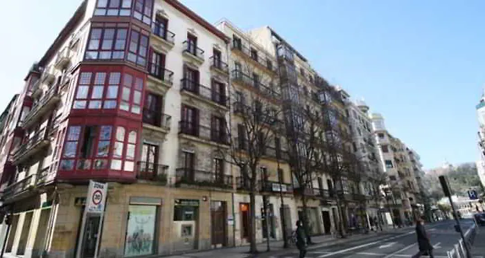 Easo 1 By Feelfree *